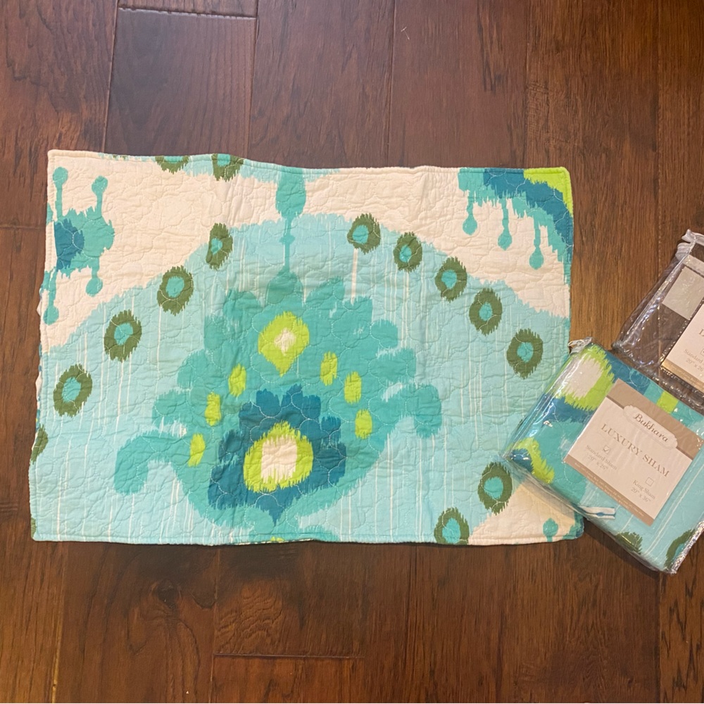 New in Package Pair of Standard Shams in aqua, teal and green